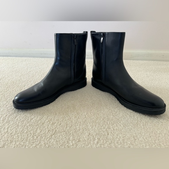 Vince Black Leather Boots - size 8.5 - Picture 11 of 13